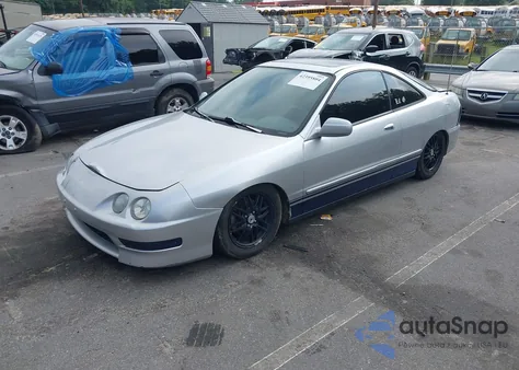 2000 Acura Integra Gs z USA, uszkodzony, nr VIN JH4DC4465YS012013